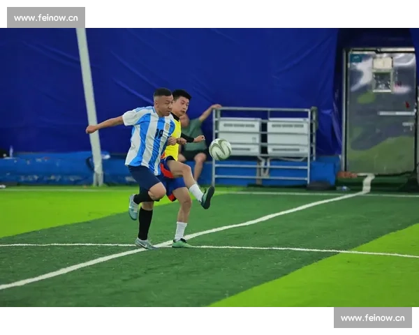 足球赛事极速直播全程追踪精彩瞬间不容错过 - 副本 - 副本 - 副本 (2)